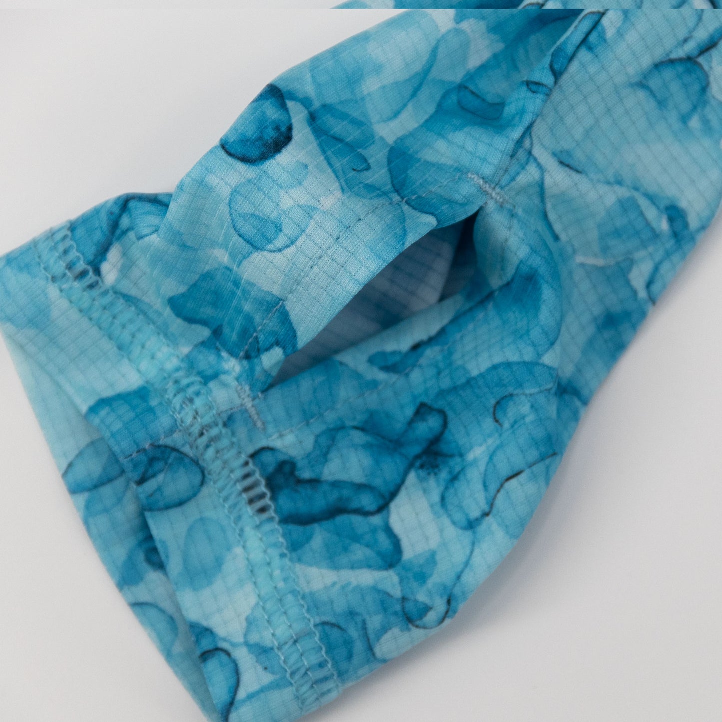 BreezeTec Performance Hooded Shirt - Mens